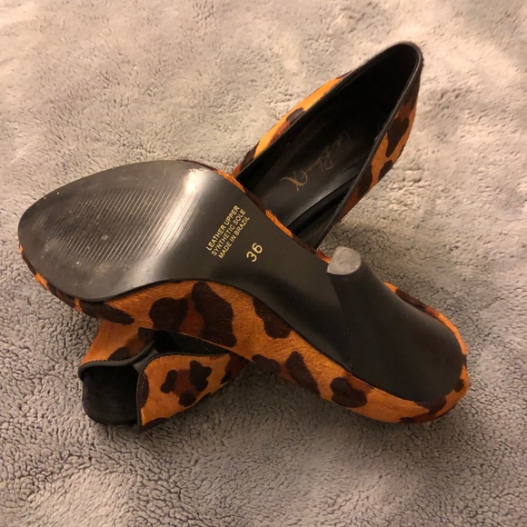 New shoes - Picture 3 of 3